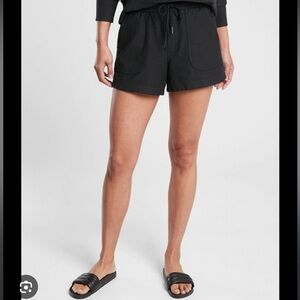 Athleta Black Farallon Shorts 12 NWOT